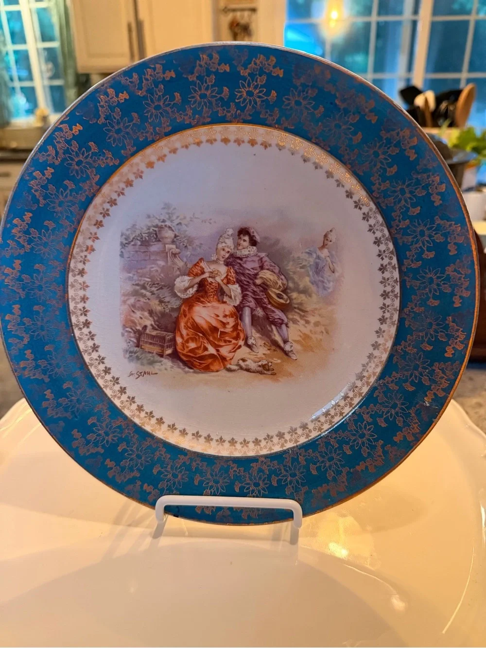 Mid 20th century H&Co Selb Bavaria Heinrich porcelain cabinet plate.
